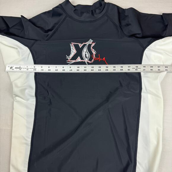 XS Scuba Rashguard - New With Tags - Size XL - Picture 2 of 4
